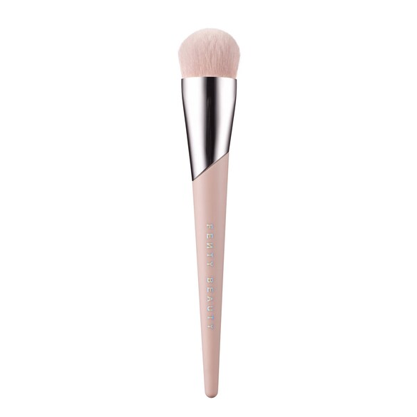 Full-Bodied Foundation Brush - Pennello per fondotinta denso, FENTY BEAUTY