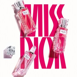 Miss Dior Parfum Roller-Pearl - Formato viaggio Note floreali,fruttate e legnose