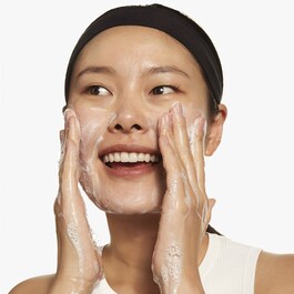 All About Clean - Gel Detergente + Esfoliante 2-in-1