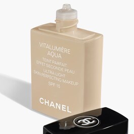 VITALUMIÈRE AQUA - Fondotinta Colorito Perfetto Effetto "Seconda Pelle" - Spf 15