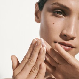 The Moisturizing Cream - Crema idratante rigenerazione intensa