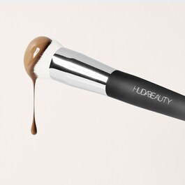 Huda Beauty Base Brush - Pennello per primer