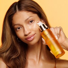 Radian-C Brightening Treatment Essence - Essenza trattamento illuminante