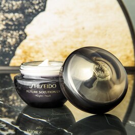 Future Solution LX - Crema Notte Rigenerante Antietà