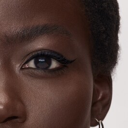 Eyeliner Alta Precisione