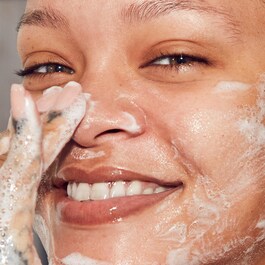 Total cleans'r - Detergente viso  alla ciliegia di barbados