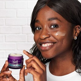 Super Multi-Corrective - Crema anti-età multicorrettiva dalla texture leggera