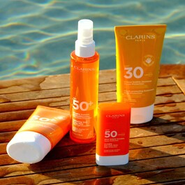 Spray Solare Illuminante Protezione Molto Alta SPF50+ - Protezione solare corpo