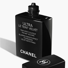 ULTRA LE TEINT VELVET - Formula Ultra-Leggera E A Lunga Tenuta