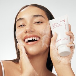 Schiuma detergente struccante ai fiori di ciliegio - Detergente illuminante