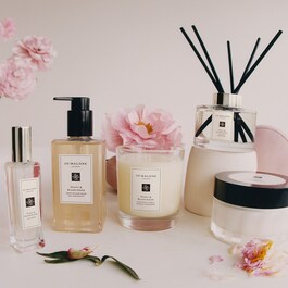 Peony Blush & Suede - Cologne