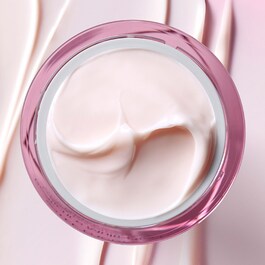 Resilience Multi Effect SPF15 - Face and Neck Cream