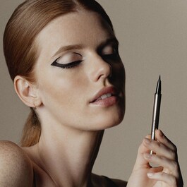 Eyeliner Ligne Noire - Eyeliner a lunghissima tenuta