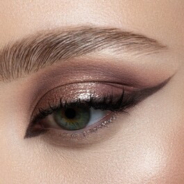 Baby I Need A Nude Eyeshadow kit - Kit esclusivo speciale feste