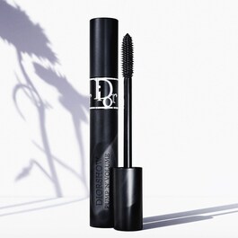 Diorshow Pump ‘N’ Volume - Mascara 90% di ingredienti di origine naturale