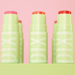 +Hydra Lip Treat - Balsamo labbra colorato