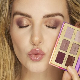 Glam On The Go Must-Haves Set - Set makeup mini-size