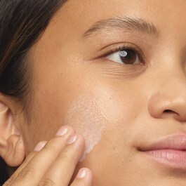 Latte tonico con fermento di Saccharomyces al 30% - Tonico esfoliante delicato