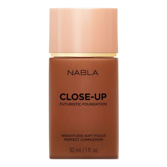 Close-Up Futuristic Foundation, NABLA