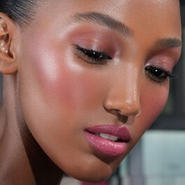 Berry Pop Cheek Trio - Palette di fard e illuminanti