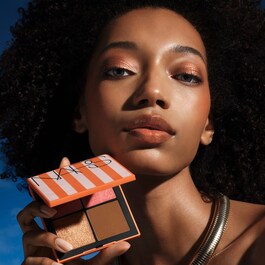 Hot Escape Cheek Palette III