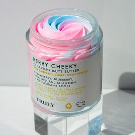 Berry Cheeky - Burro purificante per i glutei