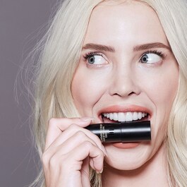 Tinted Blur Stick - Bâton estompeur teinté