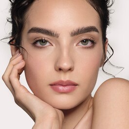Impeccable 24HR Blurring Matte Setting Spray - Spray fissante 