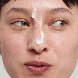 Idratante alla vitamina B, C e E