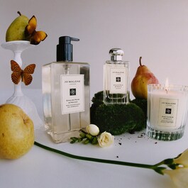 English Pear & Freesia - Body & Hand Lotion