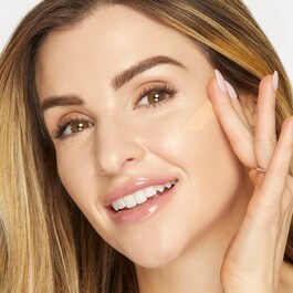 maracuja juicy glow skin tint foundation - Crema colorata illuminante