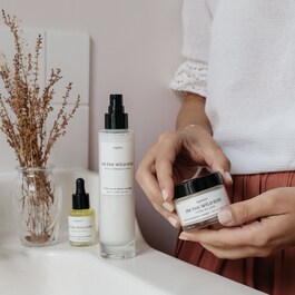 Crema giorno - CREMA GIORNO  Bio al 100% d'origine naturale