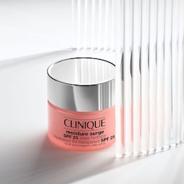 Moisture Surge™ SPF 25 Sheer Hydrator - Crema idratante
