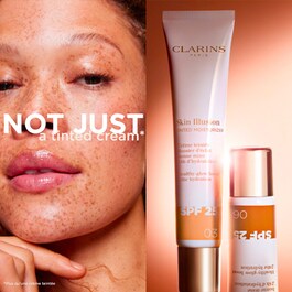 Skin Illusion Tinted Moisturizer SPF25 - Crema colorata dal finish luminoso