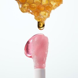 KissKiss Bee Glow Oil - Olio labbra colorato al miele