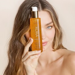 Turmeric Glow Foaming Cleanser - Detergente schiumoso in gel
