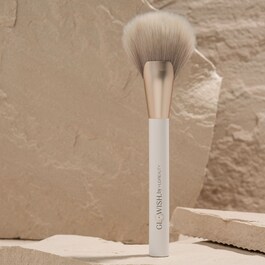 Glowish - Airbrush finish - Pennello Fondotinta
