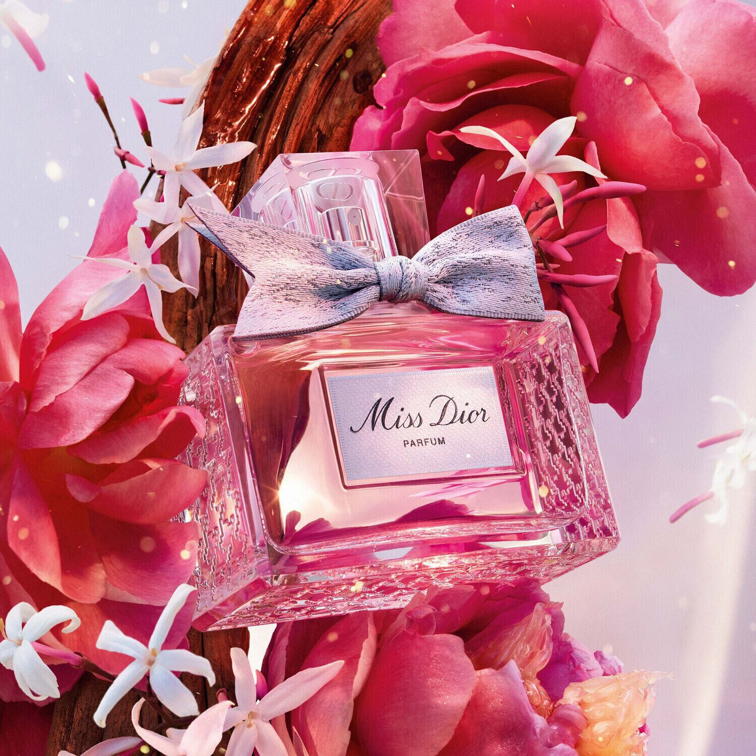 Miss Dior Parfum Note floreali fruttate e legnose intense di DIOR SEPHORA