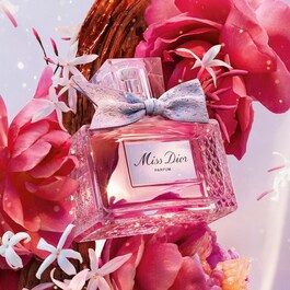 Miss Dior Parfum - Note floreali, fruttate e legnose intense