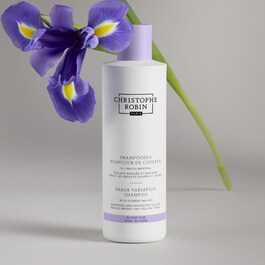 Baby Blonde Shampoo - Shampoo ravvivante del colore per capelli biondi