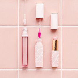 Pure Color Envy - Color Replenish Lip Balm