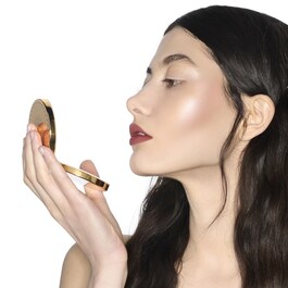 Gucci Glow Highlighter