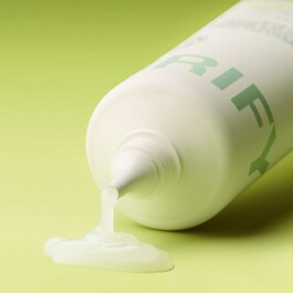 Crema in gel non unta idratante e opacizzante - Pelle idratata e opaca