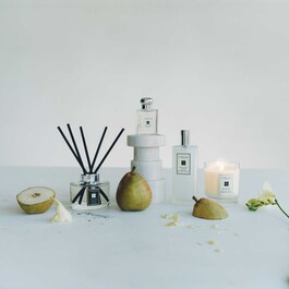 English Pear & Freesia - Body & Hand Lotion