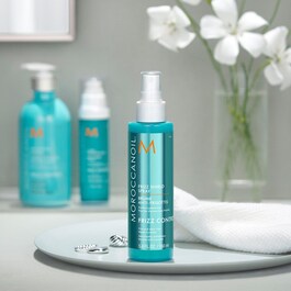 Spray anticrespo - Spray leggero per capelli morbidi e setosi 