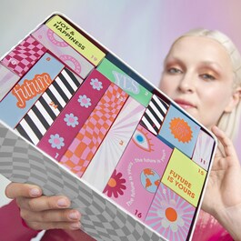 The Future is Yours - Calendario dell'avvento beauty premium