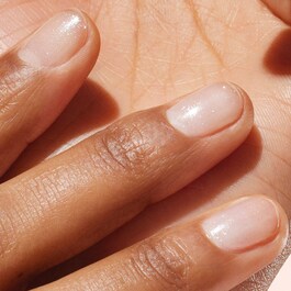 Active Shine - Smalto trattante colorato per unghie