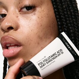 Polyglutamic Acid Dewy Suncscreen SPF30 - Crema solare viso SPF30