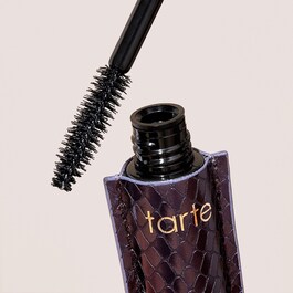 Mascara 4-in-1 lights, camera, lashes™