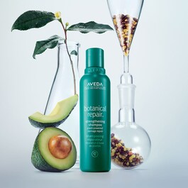 Botanical Repair™ Strengthening - Shampoo delicato Formato Viaggio